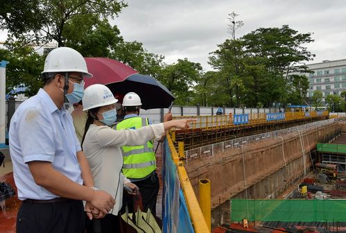 立足 严 精 细 龙岗区全面提升建设工程质量和施工安全水平